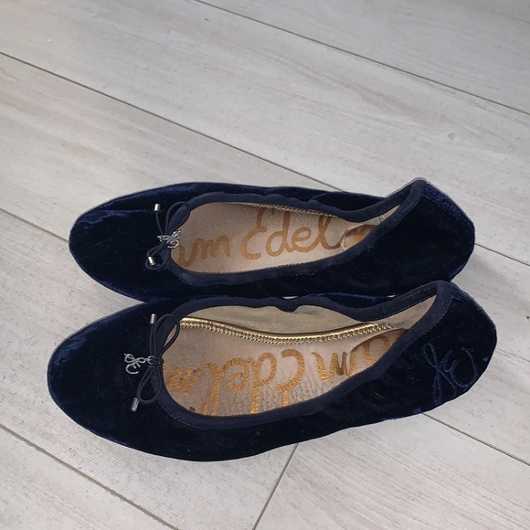 Women’s Suede Navy Flats - Picture 2 of 2